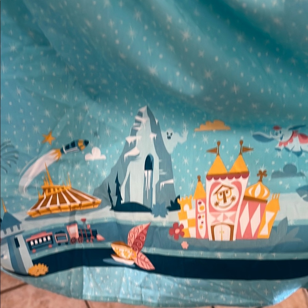 Amazing Disney Parks boutique dress. - Picture 3 of 9
